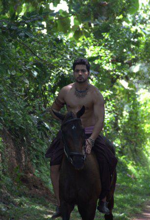 734508_592968130719993_202646215_n