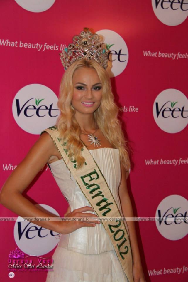 539580_10151609888517763_354025382_n