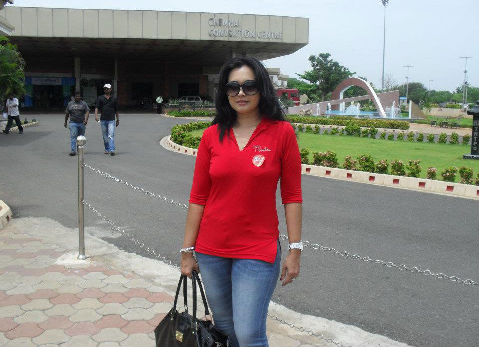 nayana kumari and gayathri dias