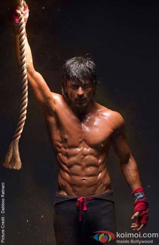 srks-8-pack-abs-look-revealed-1
