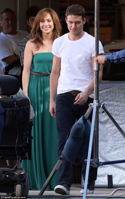 the boy next door (4)