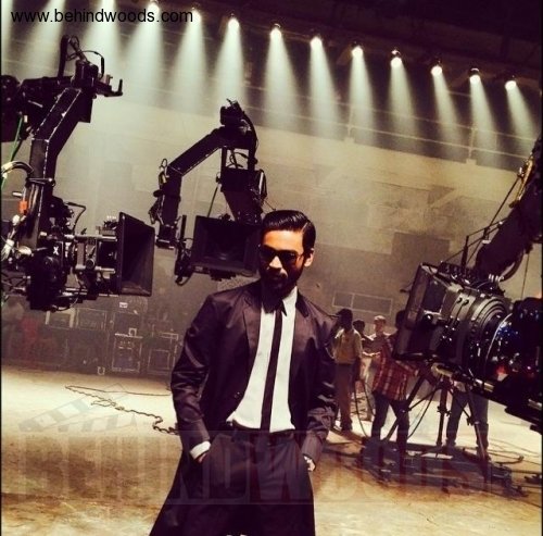shamitabh-stills-photos-pictures-29