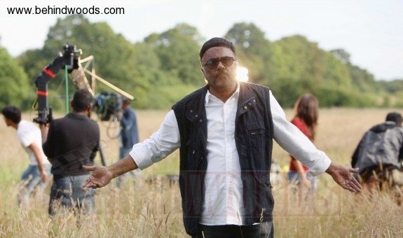 shamitabh-stills-photos-pictures-35